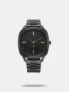 A sophisticated accessory for any occasion, this timepiece from the house of FASTRACK scores all points. This watch is designed with a sleek leather strap and has a round dial. The bold markers ensure a glossy finish, and the water-resistant feature protects up to 30m.