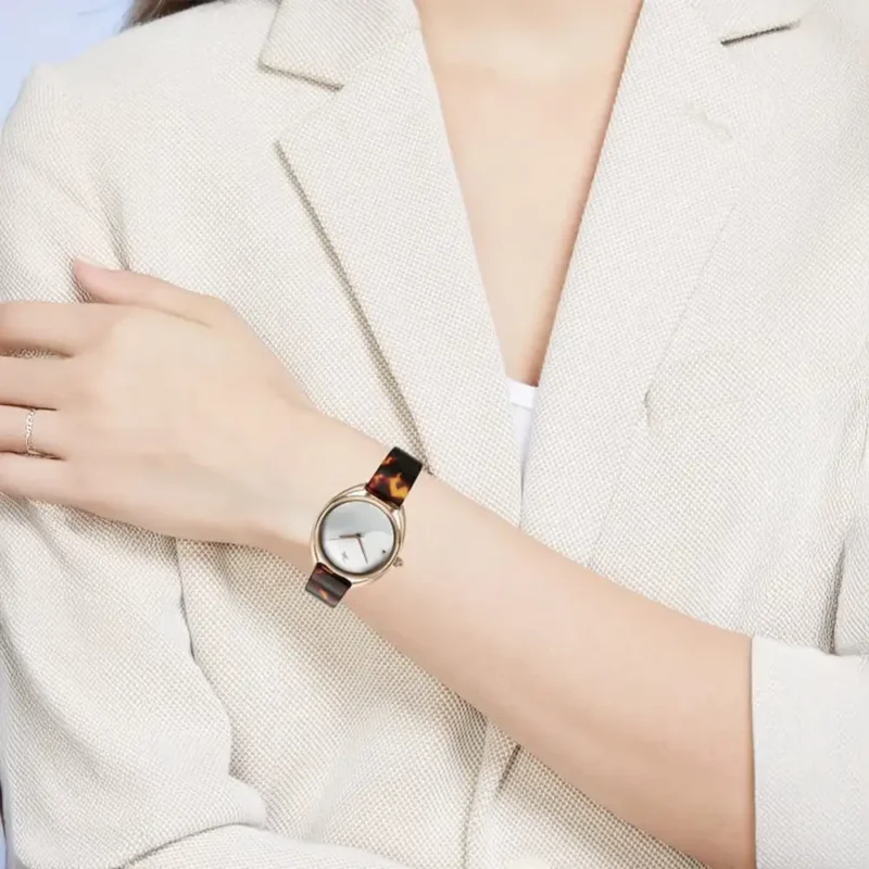 Fastrack Younique Quartz Analog Mother Of Pearl Dial Acetate And Metal Strap Watch For Girls 68036KD02 - Image 4