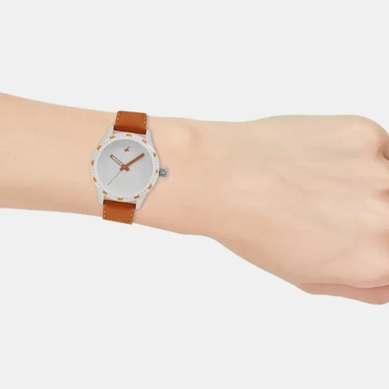 Fastrack Quartz Analog White Dial Leather Strap Watch for Girls NK6078SL04 - Image 3