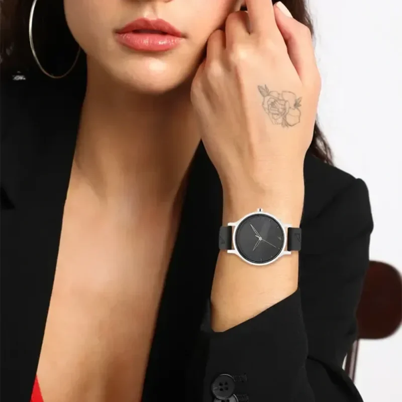 Fastrack I Love Me Quartz Analog Black Dial Leather Strap Watch for Girls - NP6189SL01 - Image 5