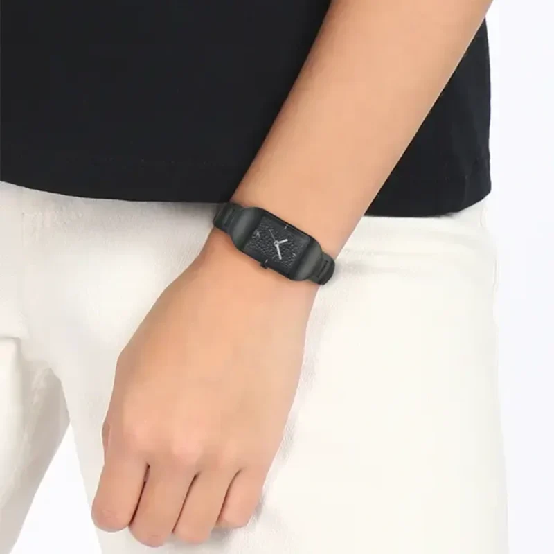 Fastrack Go Skate Quartz Analog Black Dial Stainless Steel Strap Watch for Girls - NP6201KM03 - Image 5
