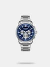 Taken from the collection by Lee Cooper, this men's analog watch is an exquisite timepiece that merges practicality with contemporary style. Its stainless steel strap flaunts a silver hue that accentuates the look of the watch. Safeguarded by a mineral glass and operated by a quartz movement, the black round dial is encompassed in a 43 mm case. It features chronograph. Furthermore, it is complemented with a push-button clasp that ensures a secure fit on the wrist.