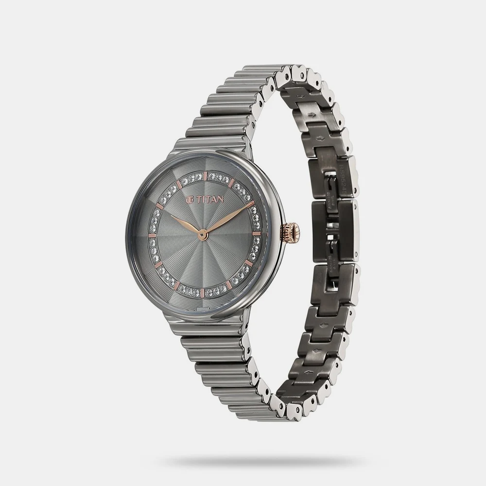 https://watchpalace.in/product/titan-aura-quartz-analog-grey-dial-stainless-steel-strap-watch-for-women-95245km02/ Titan Aura Quartz Analog Grey Dial Stainless Steel Strap Watch for Women - 95245KM02 - Image 2