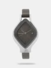 Embrace your dynamic side with this trendy timepiece. The metallic blue dial is flanked by bold Arabic numbering. The red minutes and hours hands bring a pop of colour to the look. The vibrant red leather strap is the show-stopper for this watch! Catch all eyes on you as you pair this watch with shorts and a tee and some ankle length boots.