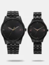The ultimate, must-have accessory, this watch is a creation from Fastrack with a striking black dial encased in metal. A transparent mineral glass protects the dial and allows you to read time easily from a case that features an impressive thickness of 11.7 mm. The dial is detailed with baton indices placed at 5-minute intervals and the 3rd hour marker indicates time in minutes with Arabic numerals. A silver-toned case along with a silver-toned oyster strap complete the watch. A deployment clasp on the strap secures the watch in place. The watch remains protected against water up to 5 ATM and also comes with a 24-month warranty. Wear it with a casual attire for a smart twist to your ensemble.